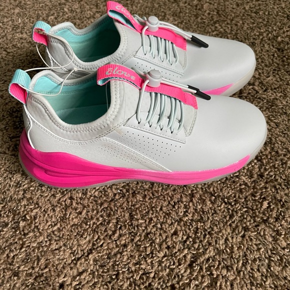 Cloves nursing shoes new without box - Picture 2 of 7